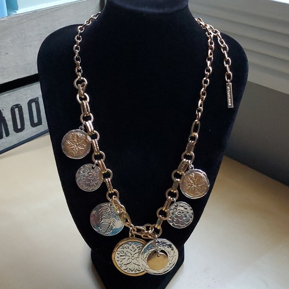 💚2/$20,Mythologie gold disc necklace